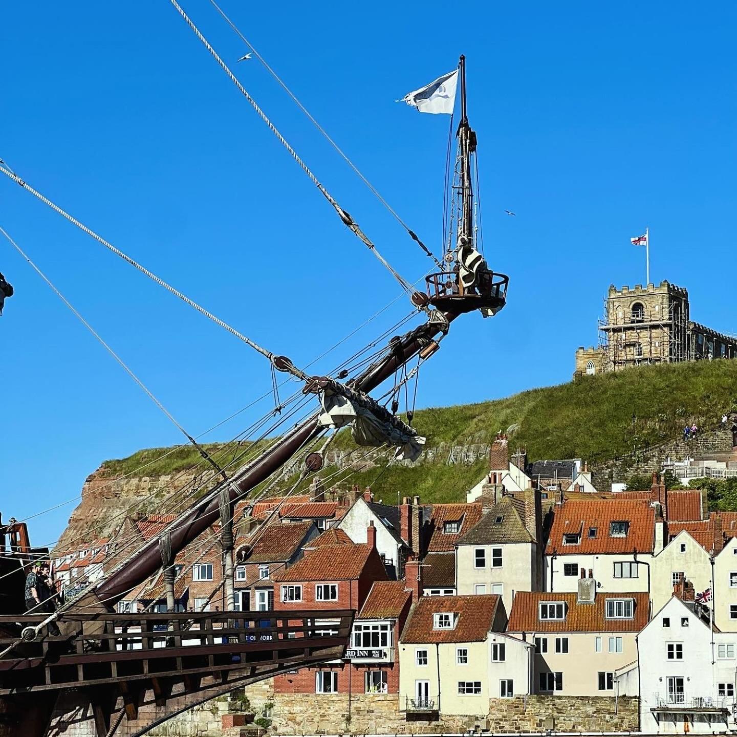 Number 3 Pier Road Suites Whitby Eksteriør billede